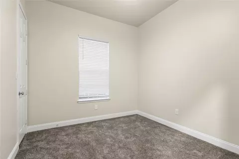 Bedroom - 503 S 5th St, Bonham, TX 75418 photo 4 of 5