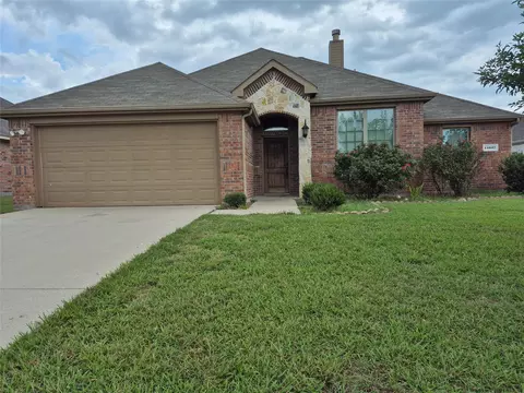 11607 Michele Dr, Greenville, TX 75402
