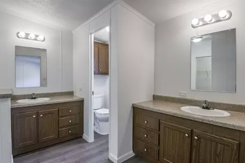 517 Pine St, Seven Points, TX 75143 photo 16