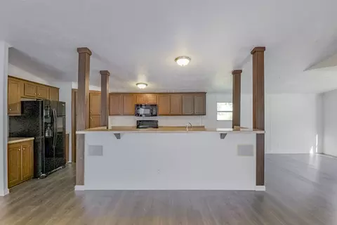 517 Pine St, Seven Points, TX 75143 photo 7
