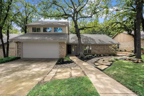 3024 Pecan Cir, Bedford, TX 76021