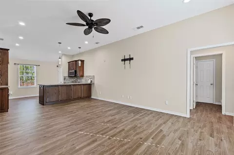2910 Monroe St, Commerce, TX 75428 photo 11