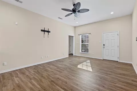 2910 Monroe St, Commerce, TX 75428 photo 12