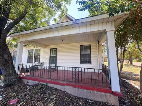Exterior - 2412 Summer Ave, Waco, TX 76708 photo 4 of 4
