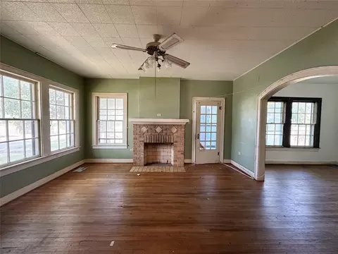 Living - 2412 Summer Ave, Waco, TX 76708 photo 1 of 9