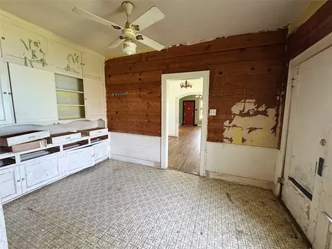 Entry Way - 2412 Summer Ave, Waco, TX 76708 photo 2 of 2