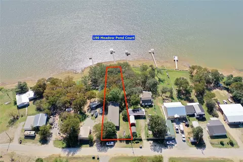 190 Meadow Pond Ct, Runaway Bay, TX 76426