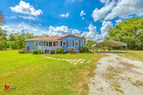 181 Lucky Ln, Keatchie, LA 71046