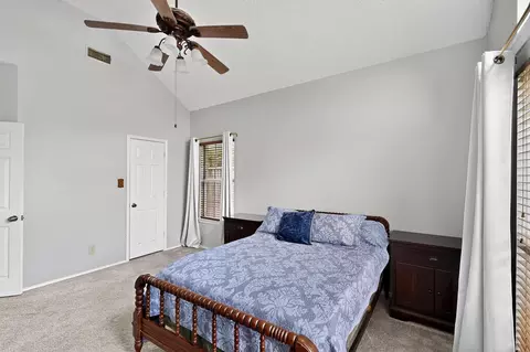 Bedroom - 722 Sumner Dr, Mesquite, TX 75149 photo 4 of 9