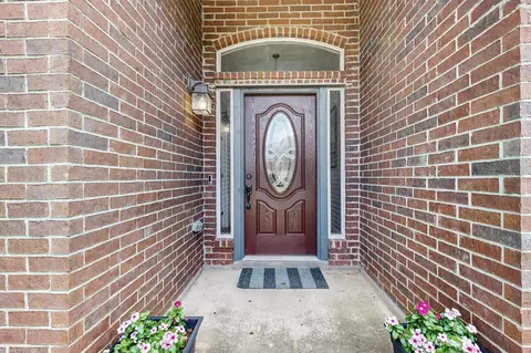 Entry Way - 722 Sumner Dr, Mesquite, TX 75149 photo 1 of 1