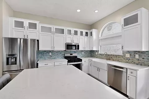 Kitchen - 722 Sumner Dr, Mesquite, TX 75149 photo 5 of 7