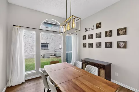 Dining - 722 Sumner Dr, Mesquite, TX 75149 photo 2 of 2
