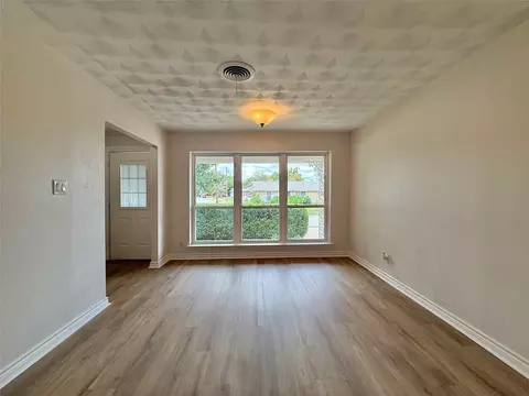 4114 Ashville Dr, Garland, TX 75041