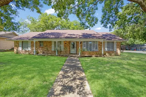 1418 Blanton Pl, Sherman, TX 75092