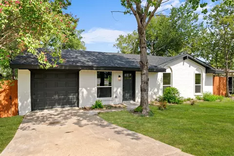 701 Botany Bay Dr, Dallas, TX 75211