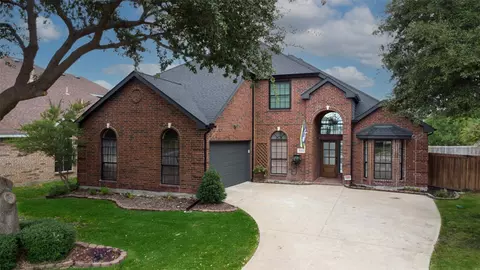 8002 Wexford Ln, Rowlett, TX 75089