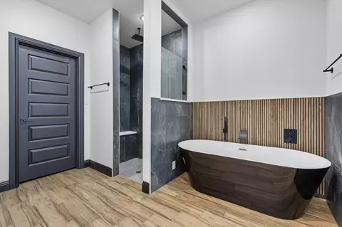 Bath - 8775 Kassandra Dr, Sanger, TX 76266 photo 2 of 5