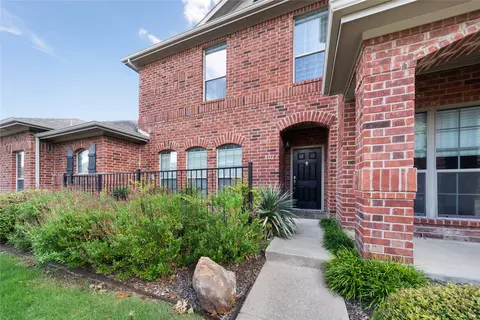 575 S Virginia Hills Dr #402, Mckinney, TX 75070