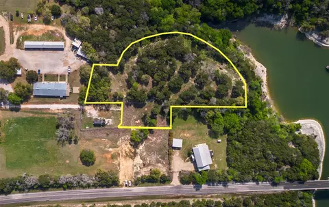 2 Yellowstone Drive, Whitney, TX 76692