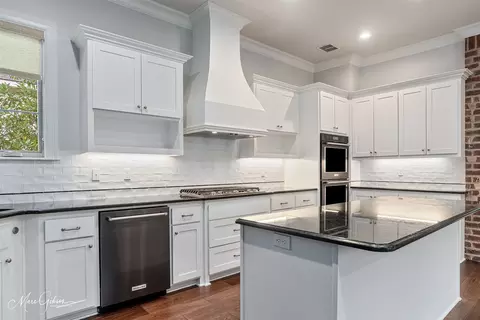 1951 Buckhorn Dr, Shreveport, LA 71106