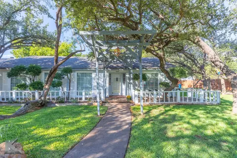 4026 Fairmount St, Abilene, TX 79605