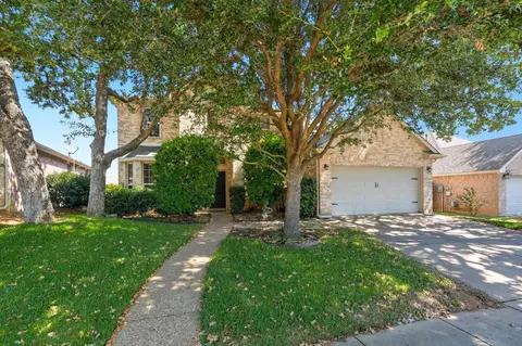 9205 Marble Falls Dr, Arlington, TX 76002