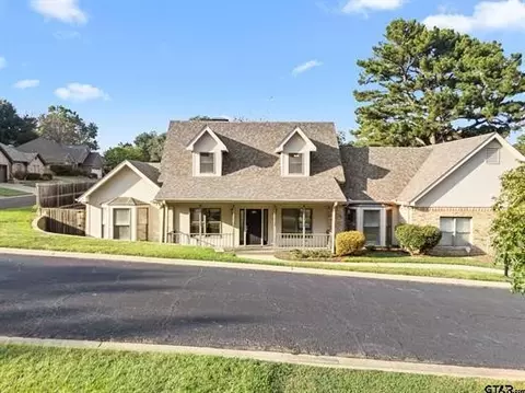 308 Canterbury Ct, Tyler, TX 75703
