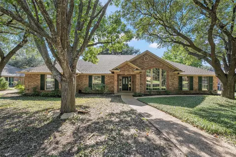 9403 Wildflower Dr, Woodway, TX 76712