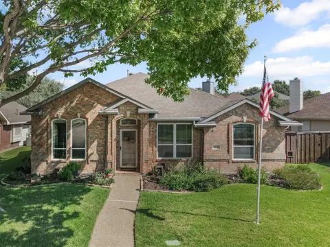 1229 Longhorn Dr, Lewisville, TX 75067