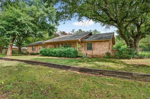 486 Cleve Cole Rd, Denison, TX 75021