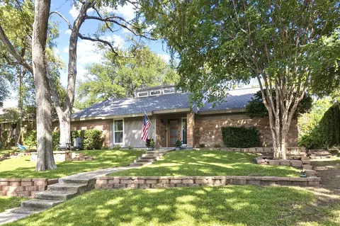 7830 Ridgemar Dr, Dallas, TX 75231
