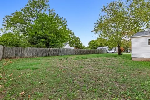 2800 Mckenzie Ave, Waco, TX 76708 photo 23