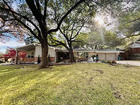 4236 Shannon Dr, Fort Worth, TX 76116
