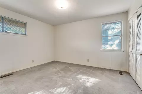Bedroom - 3722 Devonshire Ct E, Irving, TX 75062 photo 2 of 4
