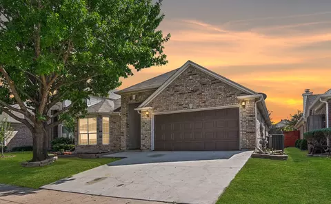 4638 Parkview Ln, Fort Worth, TX 76137
