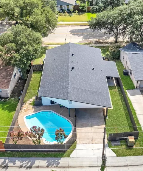 3121 Furneaux Ln, Carrollton, TX 75007