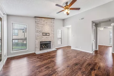 1204 Harwell Dr #2124, Arlington, TX 76011