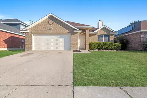 5421 Trout Creek Ct, Watauga, TX 76137