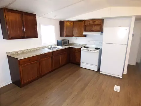 105 E 9th St, Cisco, TX 76437 photo 10
