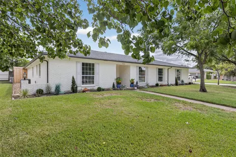 2016 Briar Trl, Hurst, TX 76054 photo 1