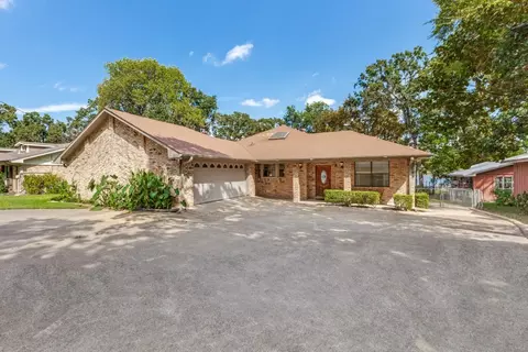 126 Camino Robles St, Gun Barrel City, TX 75156
