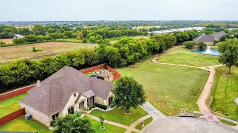 7221 Hill Country Ct, Midlothian, TX 76065