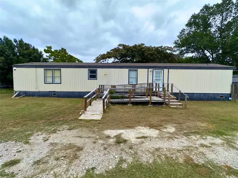 1812 Canal St, Pelican Bay, TX 76020