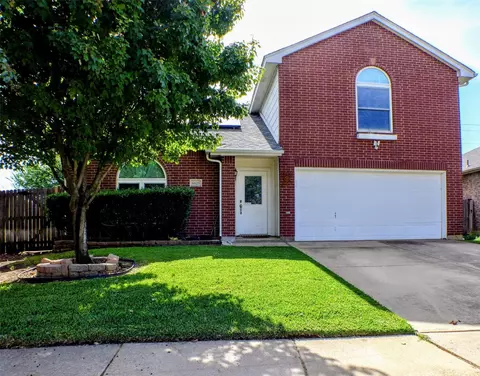 6626 Spartan Dr, Arlington, TX 76001