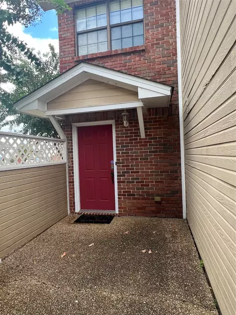 5 Meadow Creek Dr, Bossier City, LA 71111