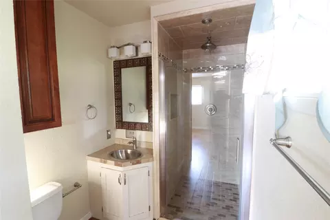 Bath - 212 Palmer Dr, Comanche, TX 76442 photo 4 of 5