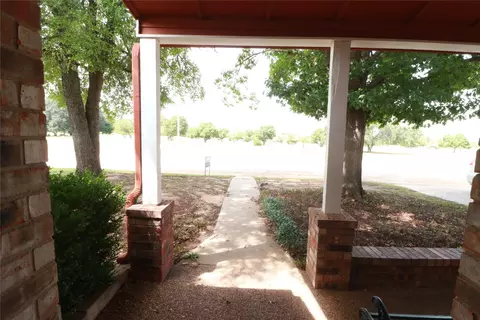 Exterior - 212 Palmer Dr, Comanche, TX 76442 photo 14 of 18