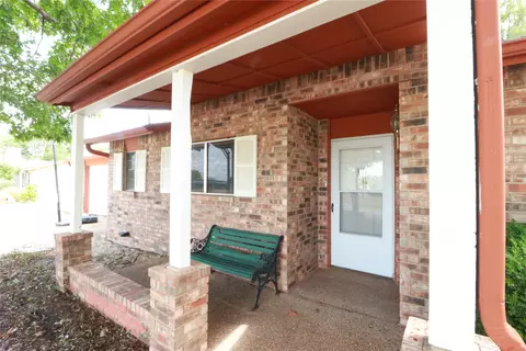 Exterior - 212 Palmer Dr, Comanche, TX 76442 photo 15 of 18