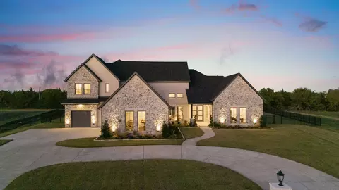 324 Chapel View Ct, Heath, TX 75032