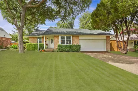 741 Dumont Dr, Richardson, TX 75080